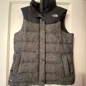 The North face vest